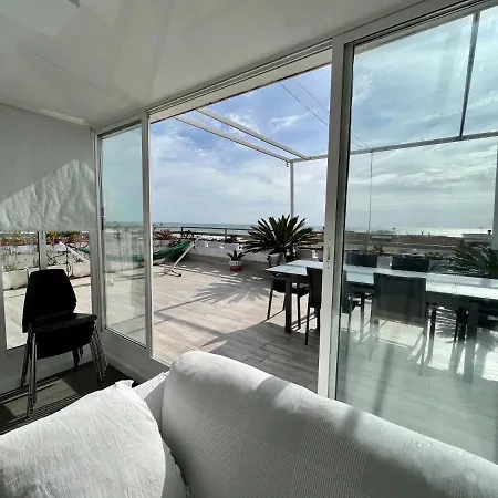 Apartment Atico Clara Mirando Al Mar